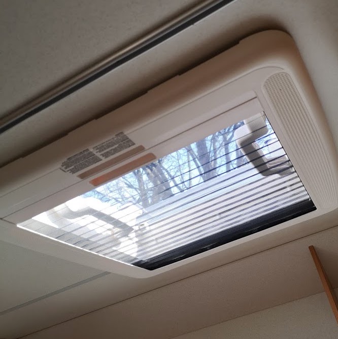 Es werde Licht: Neue Dachfenster beim Wohnmobil nachrüsten 
