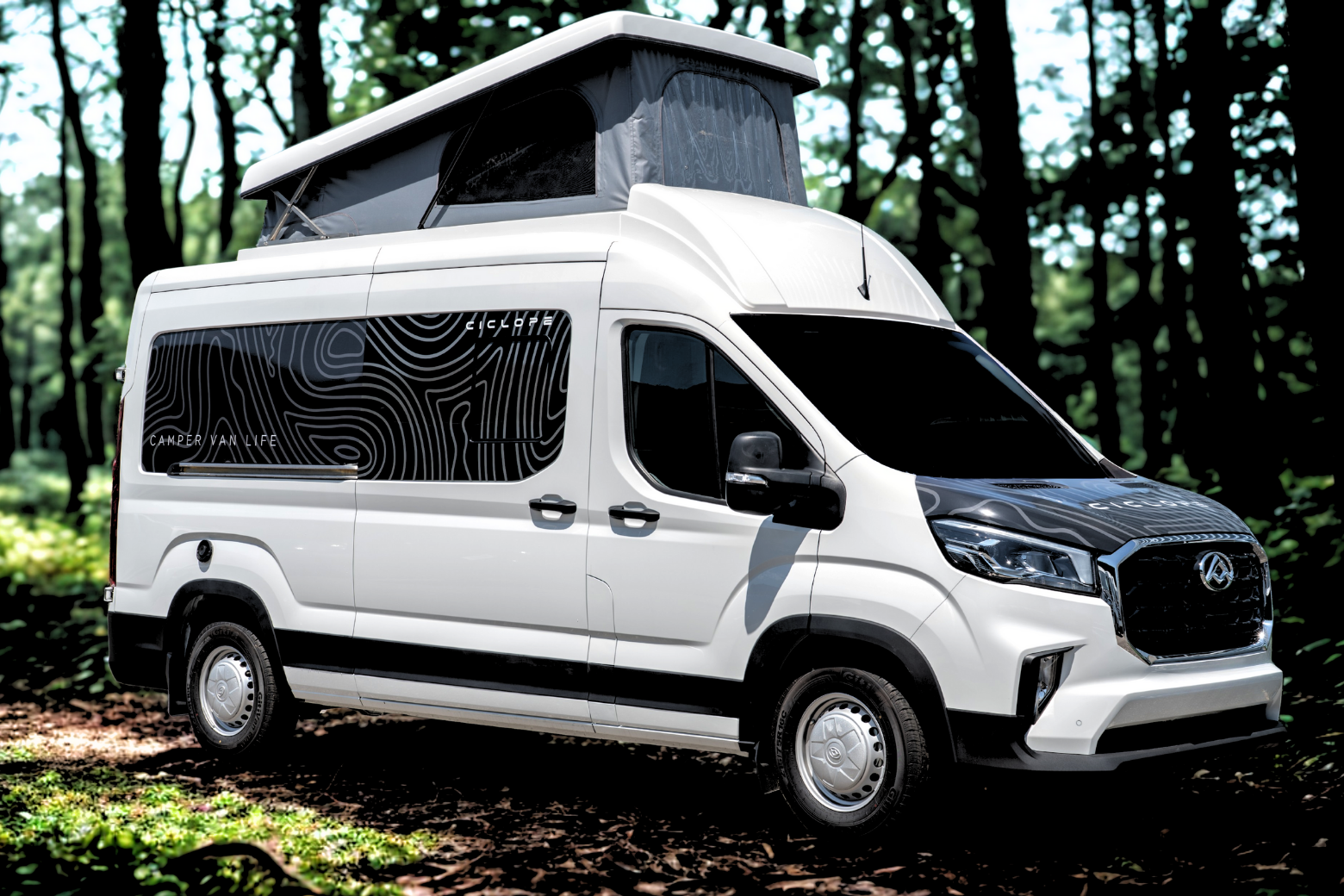 001 Ciclope Mencia 420e with pop up roof