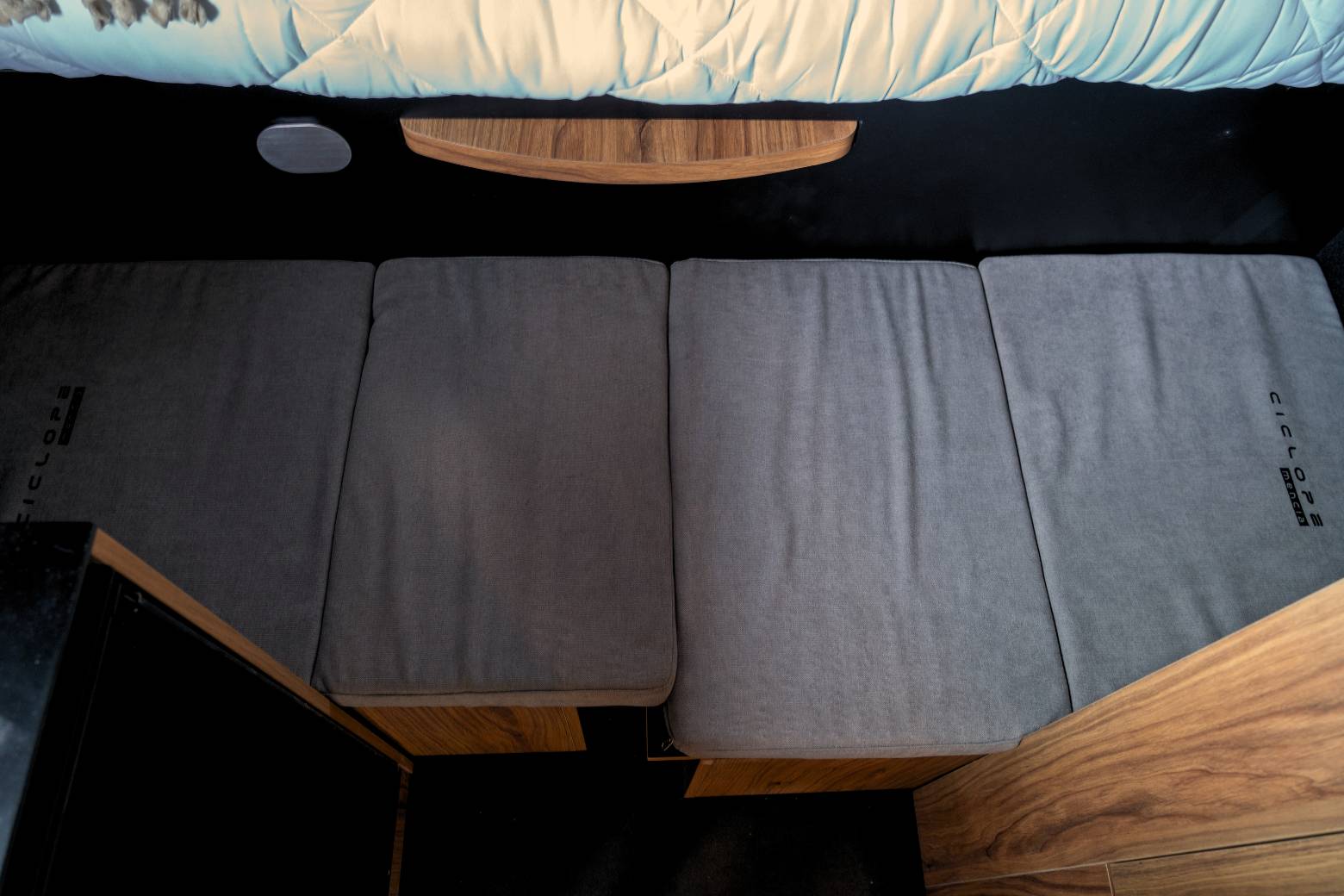 011 Ciclope Mencia 230 extra bed