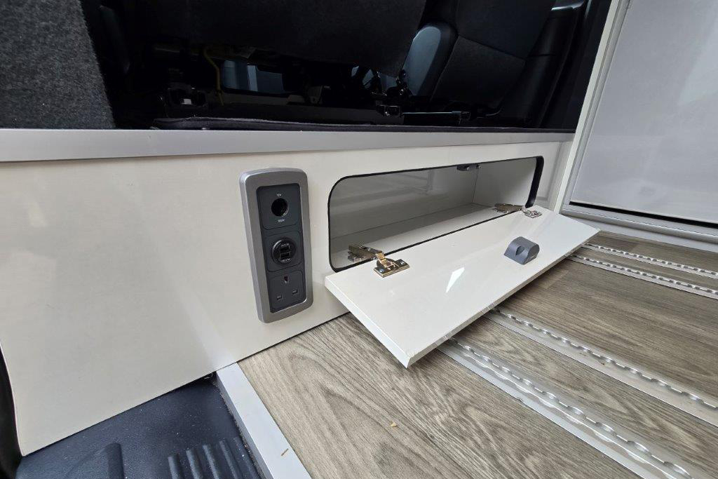 KIA PV5 Camper Wellhouse Leisure LTD 2026 (16)