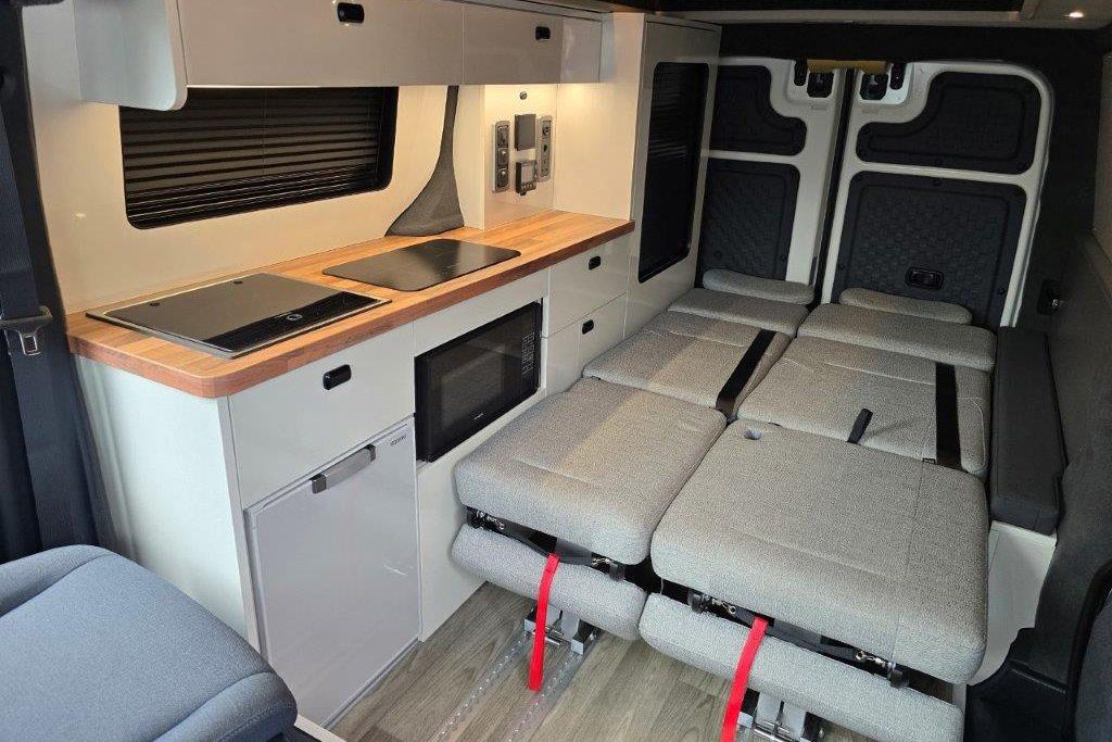 KIA PV5 Camper Wellhouse Leisure LTD 2026 (23)