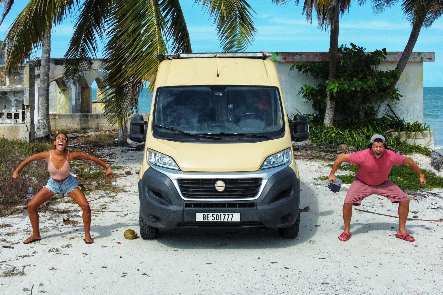 Joy Rider: Campervan auf Ducato 8 mit Längssofa