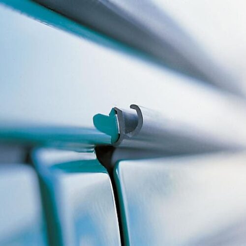 Regenrinne für Fahrerhaustüren