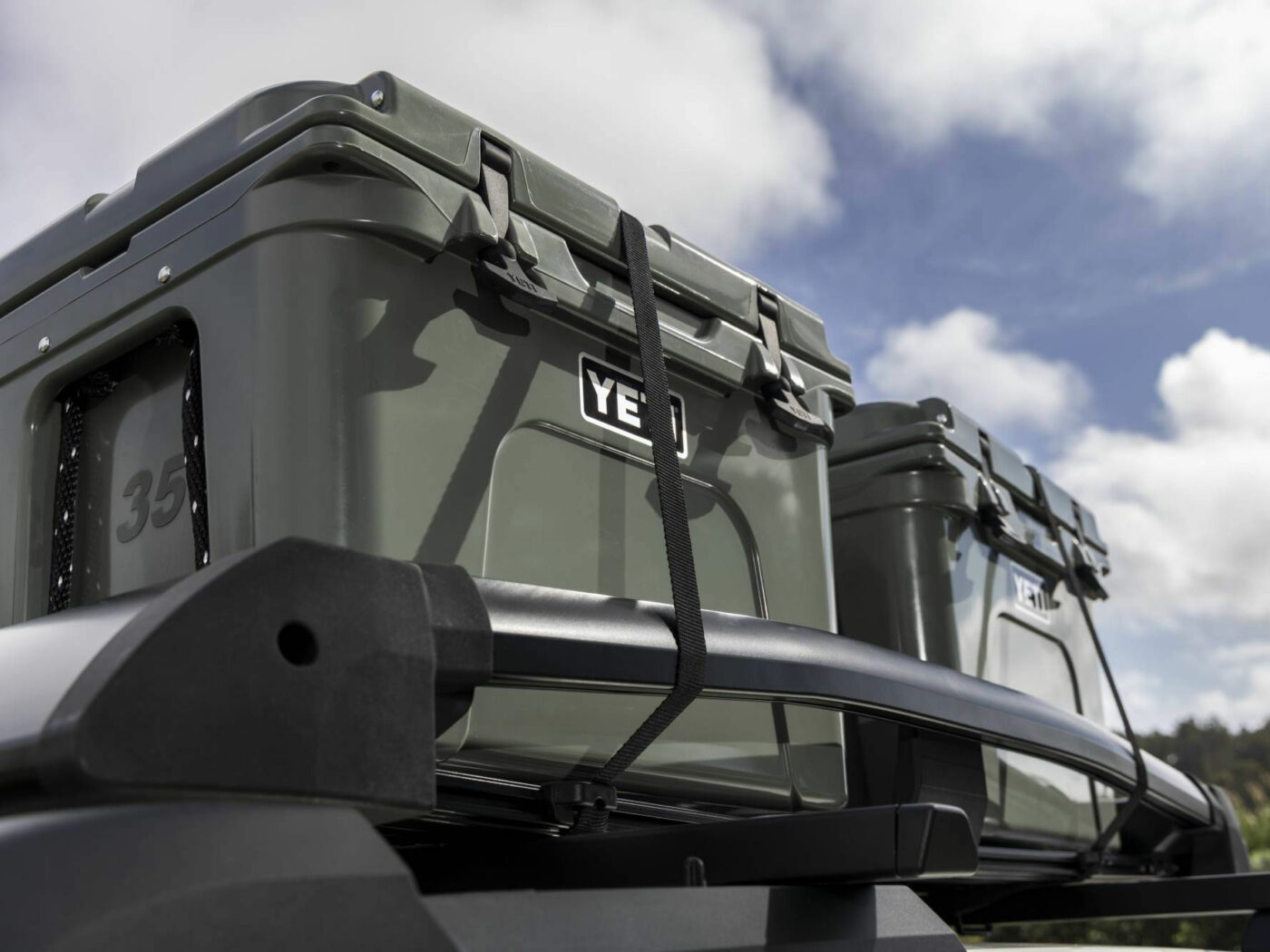 Dacia Duster MicroCamper Sleeping Box (20)