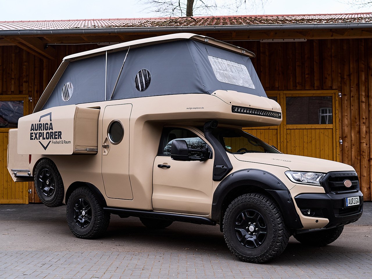 Auriga Explorer pickup truck camper 2