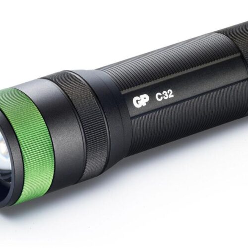 GP Taschenlampe C32 300lumen 3X AAA