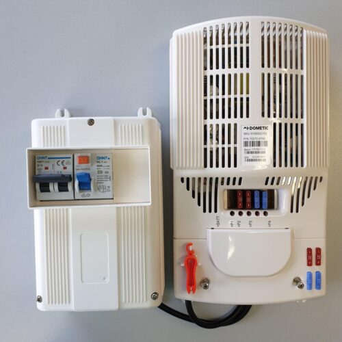 Dometic SI-Kasten 13A FI/LS + Schaltnetzteil 240W