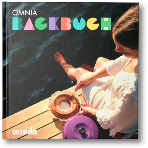 Omnia Backbuch mit 45 Rezepten für den Omnia Backofen - Campen & Kochen