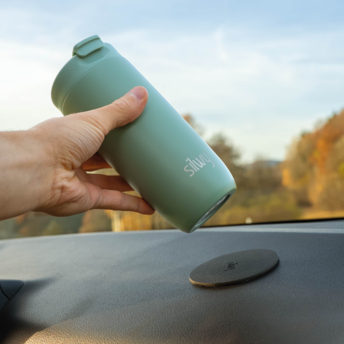 Silwy Magnet Isolierbecher aus Edelstahl mit Metall-Nano-Gel-Pad 475 ml sage - Isolierbecher