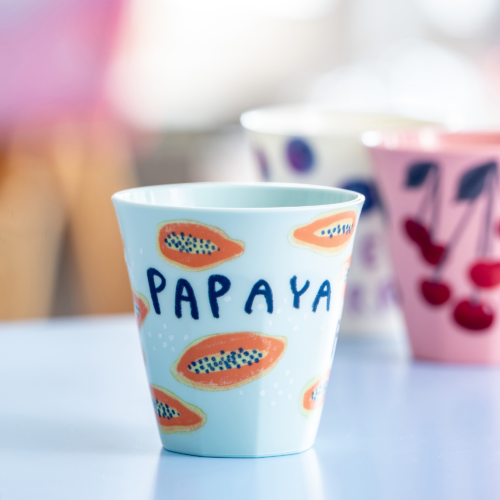 Koziol Nora Cup M Juicies Papaya Becher 300 ml sage - Becher & Tassen