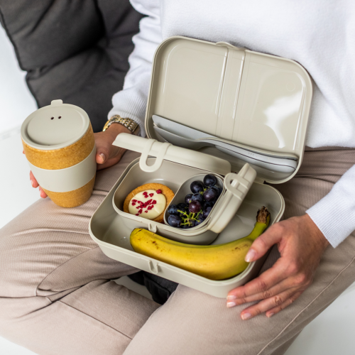 Koziol Pascal Ready Lunchbox Set mit Besteck 4 teilig nature desert sand - Lebensmittelbehälter / Vorratsdosen