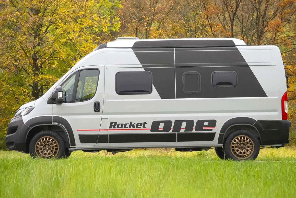 rocket one l 02 rocket one l 02